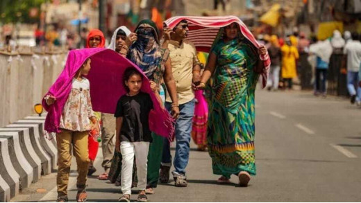 दिल्ली की गर्मी में बेतहाशा वृद्धि होने के बाद मौसम विभाग ने जारी किया येलो अलर्ट